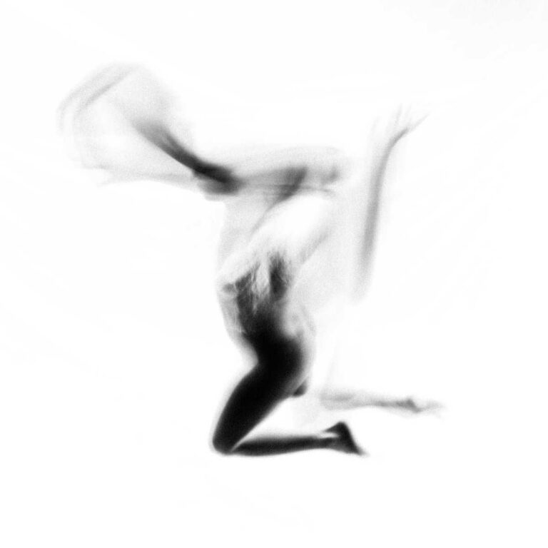 Lone Assembly – Knots and Chains