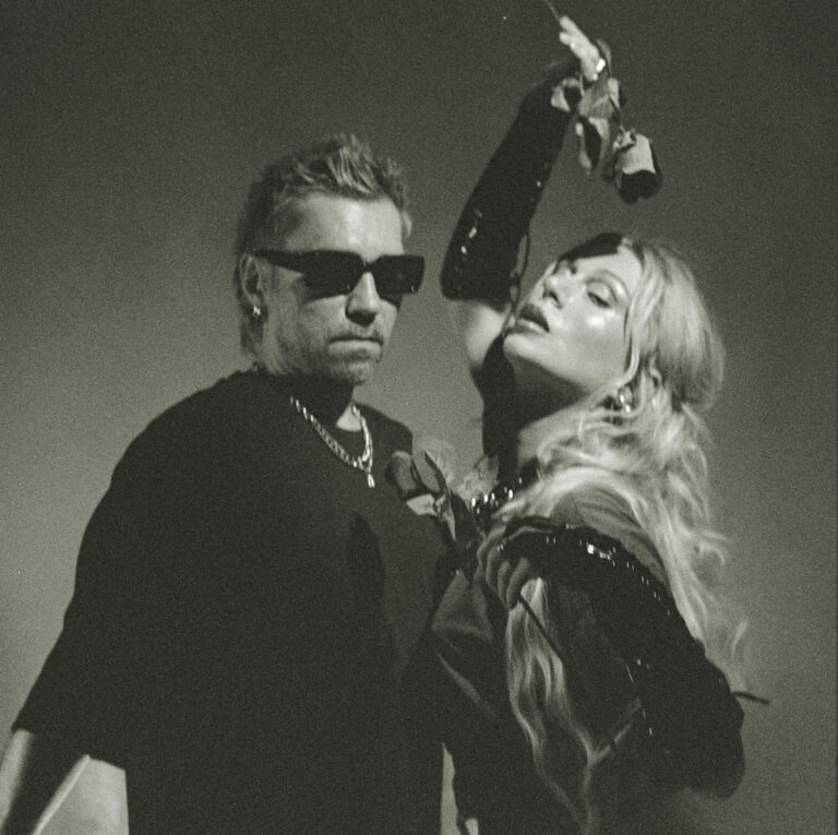NNHMN – Turn me on